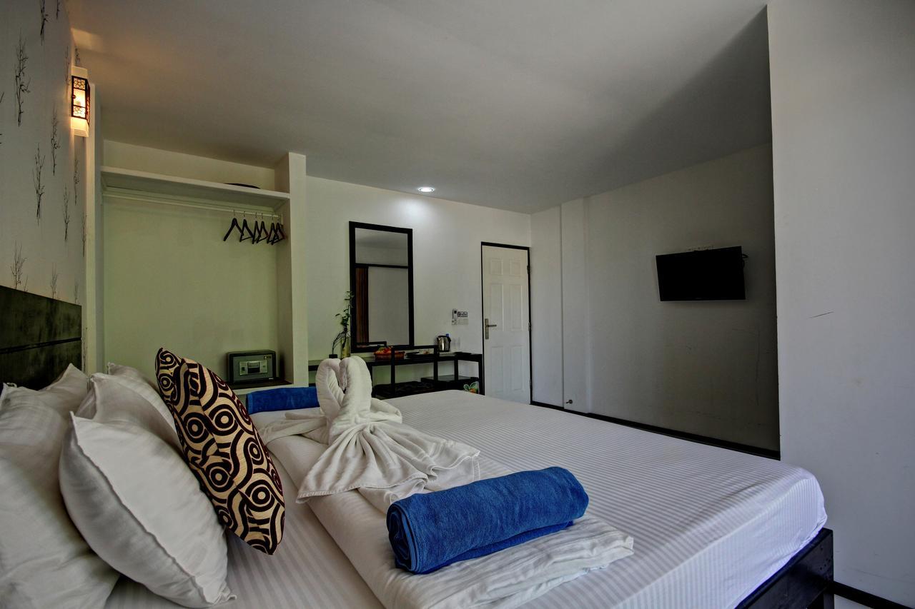 Crown Hotel-private Bikini Konukevi